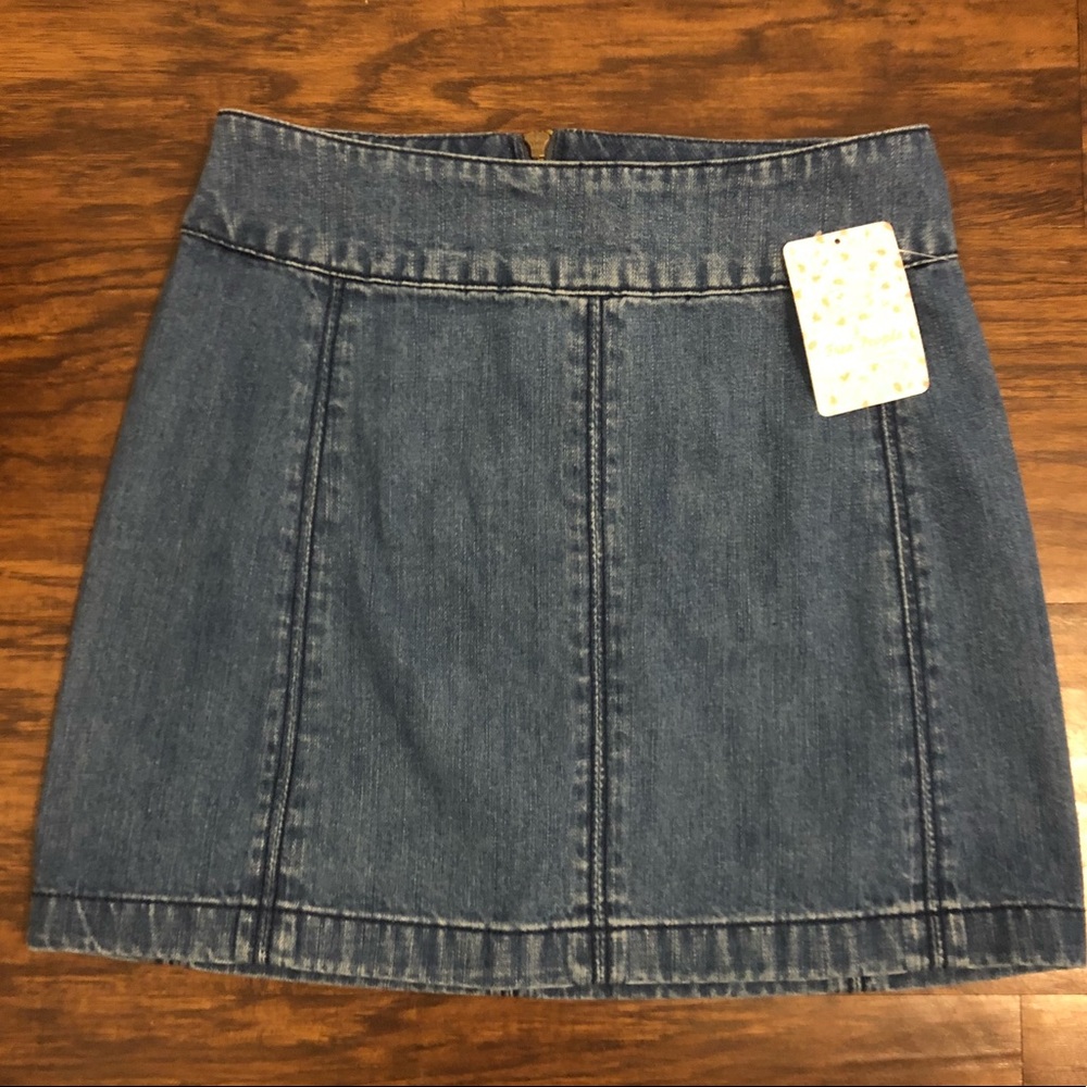 Denim skirt